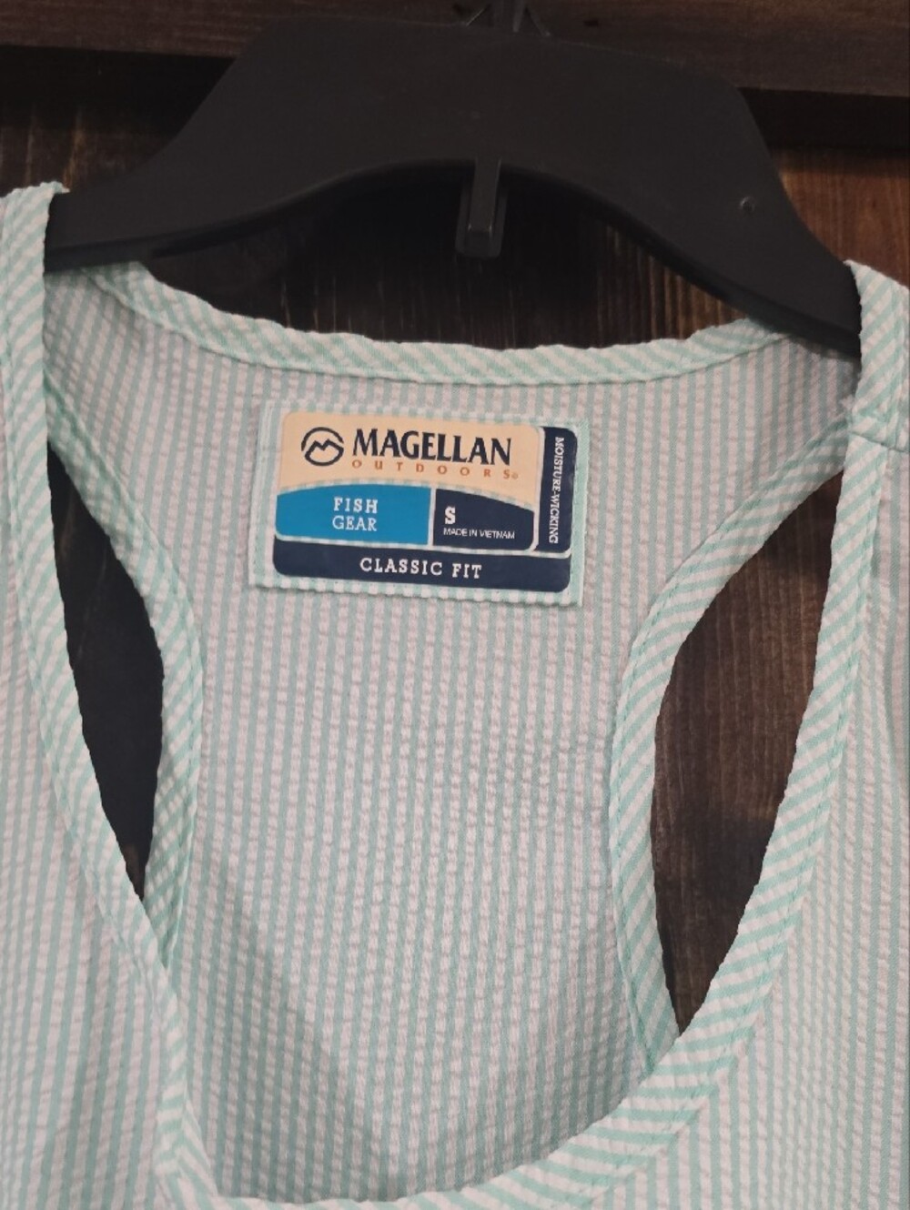 Magellan Outdoors Mint Green Two-Tone Tank with Pocket - Picture 3 of 5